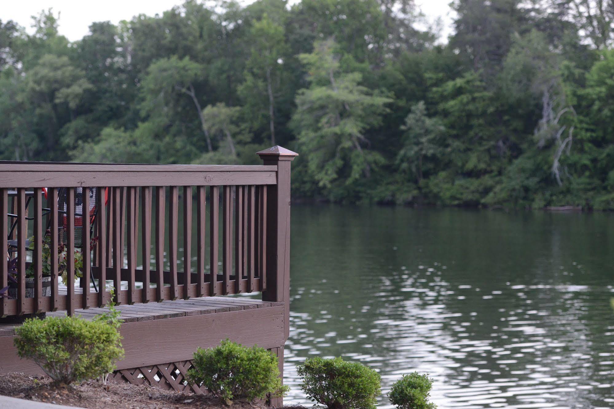 Blue Water Resort Dayton Exterior foto